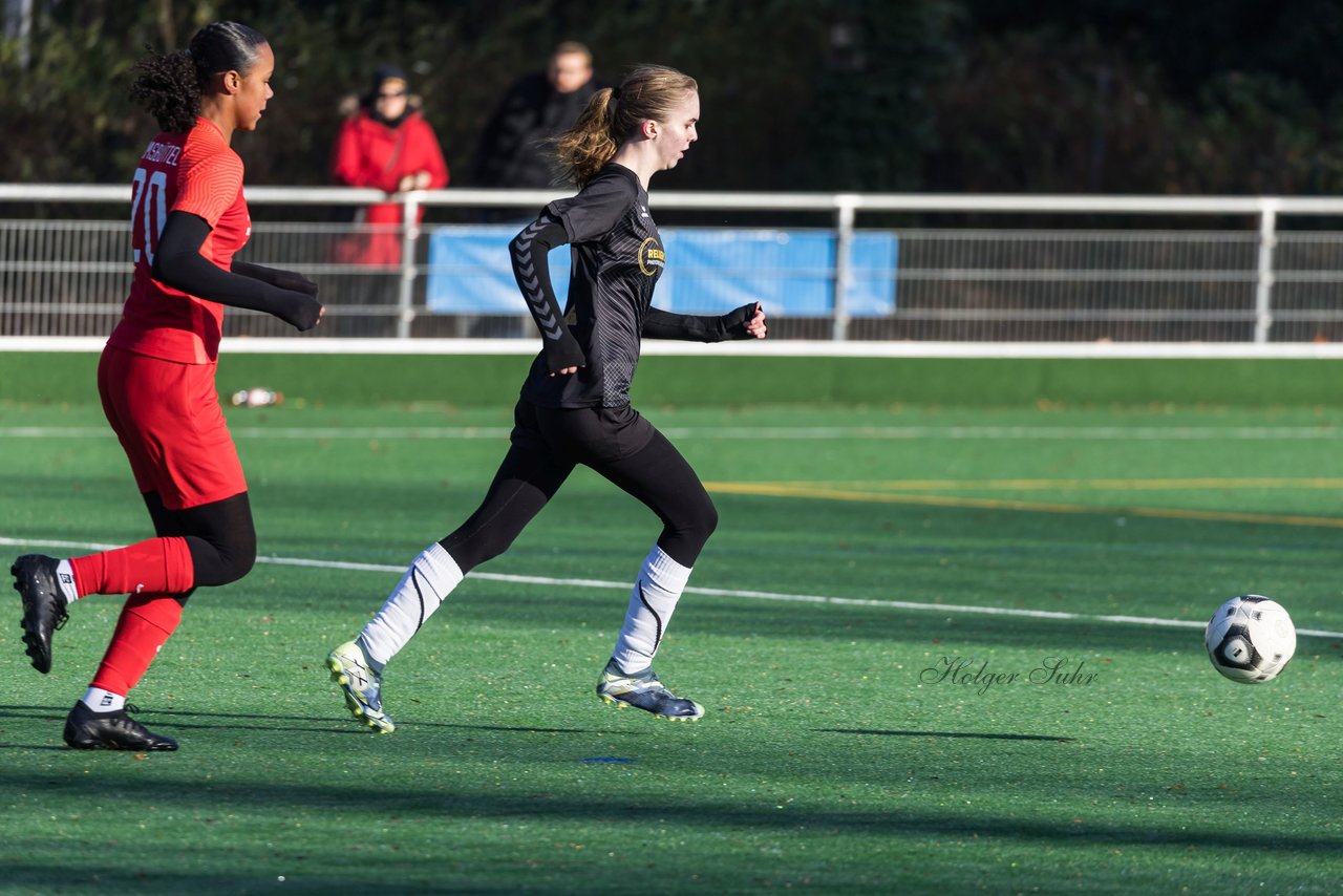 Bild 63 - wBJ VfL Pinneberg2 - Eimsbuttler TV 3 : Ergebnis: 5:0